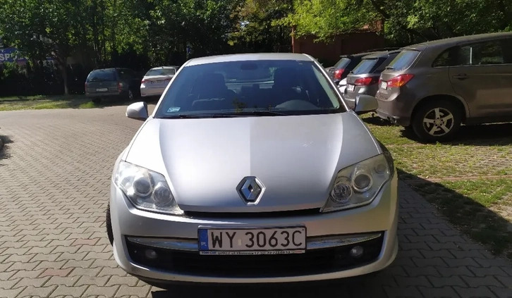 Renault Laguna cena 26000 przebieg: 136200, rok produkcji 2010 z Warszawa małe 106